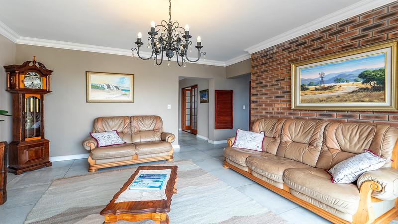 4 Bedroom Property for Sale in Van Riebeeckstrand Western Cape